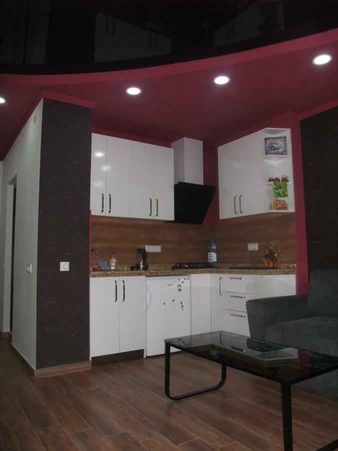 Apartment With Black Sea View Батуми Екстериор снимка